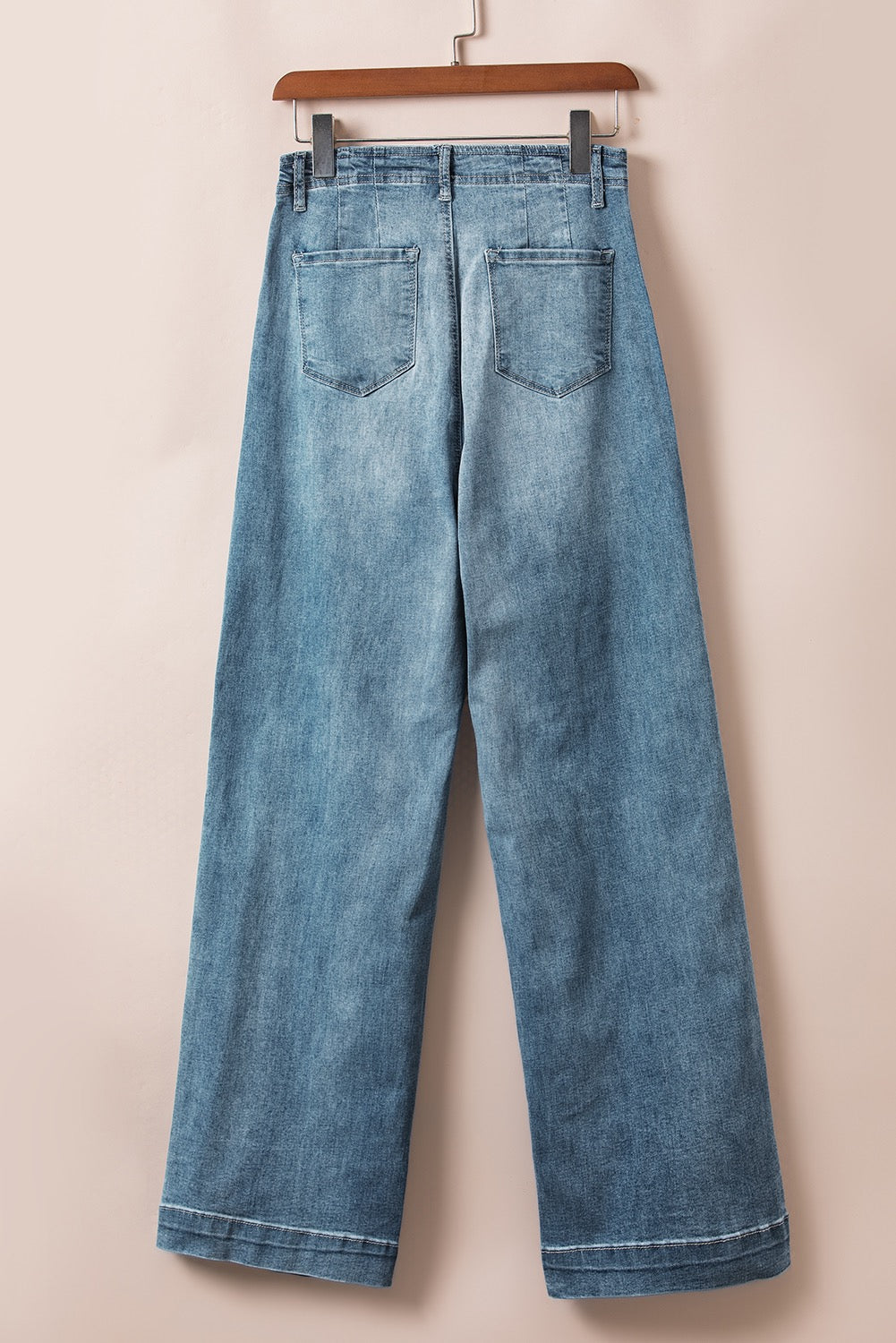 Medium Wash Straight Loose Jeans March.